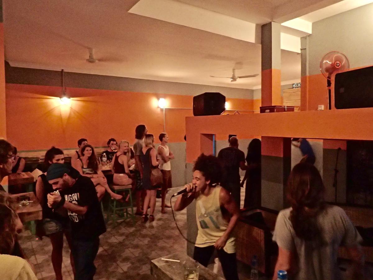 Lazy Gecko Guesthouse Πνομ Πενχ Εξωτερικό φωτογραφία